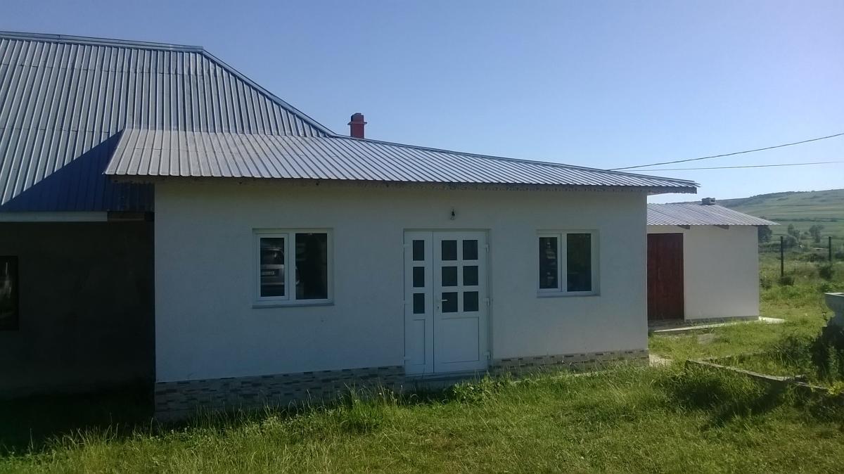 Biroul si biblioteca parohiala.